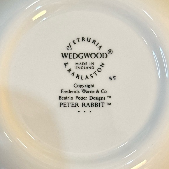 VTG 1980s Wedgewood Peter Rabbit Child's Plate, Bowl & Cup 3 Piece Set England - Picture 10 of 16